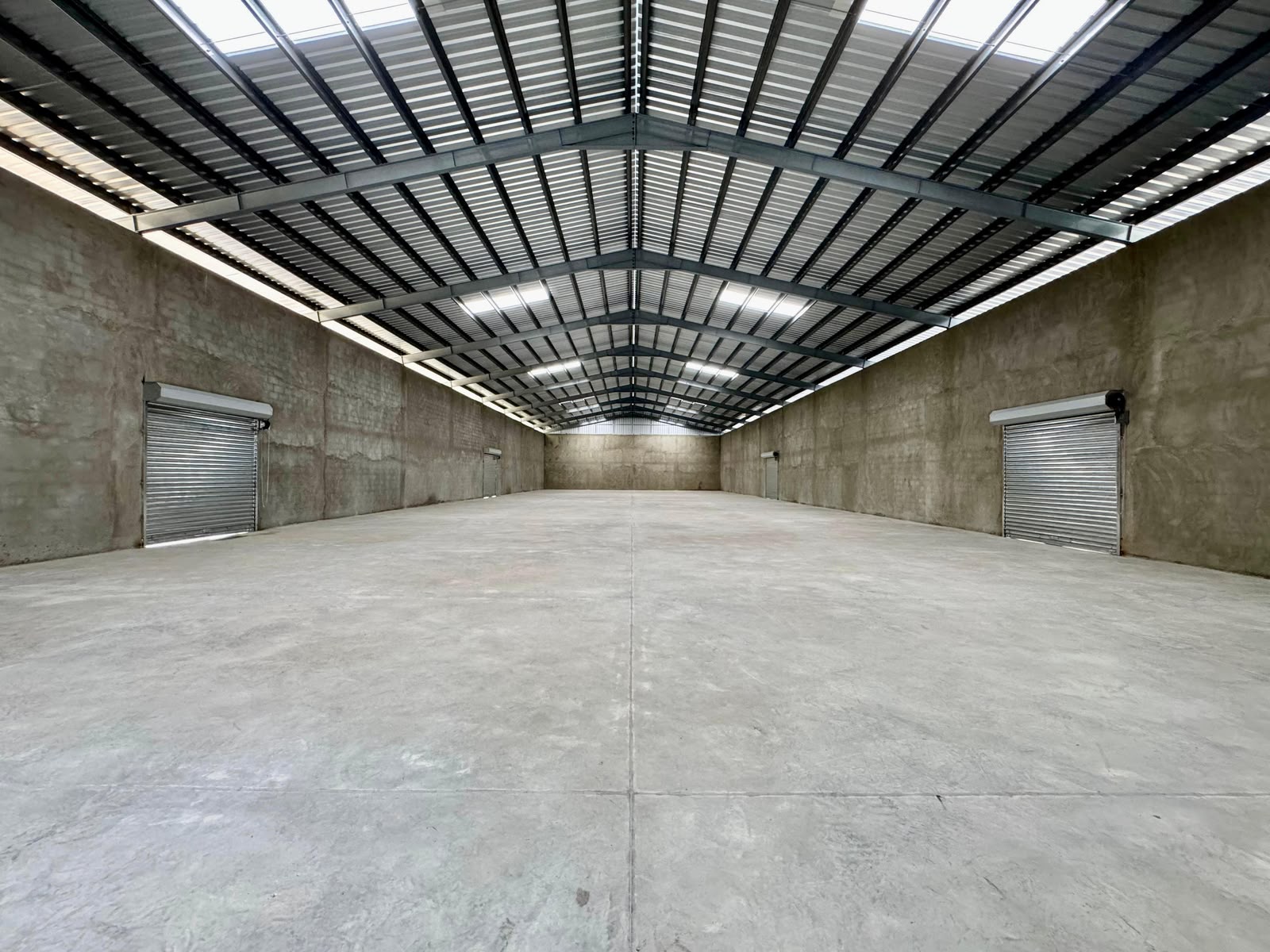 Nave Industrial 1,200 m² en Alquiler | Quitasueño, Haina | US$10/m²