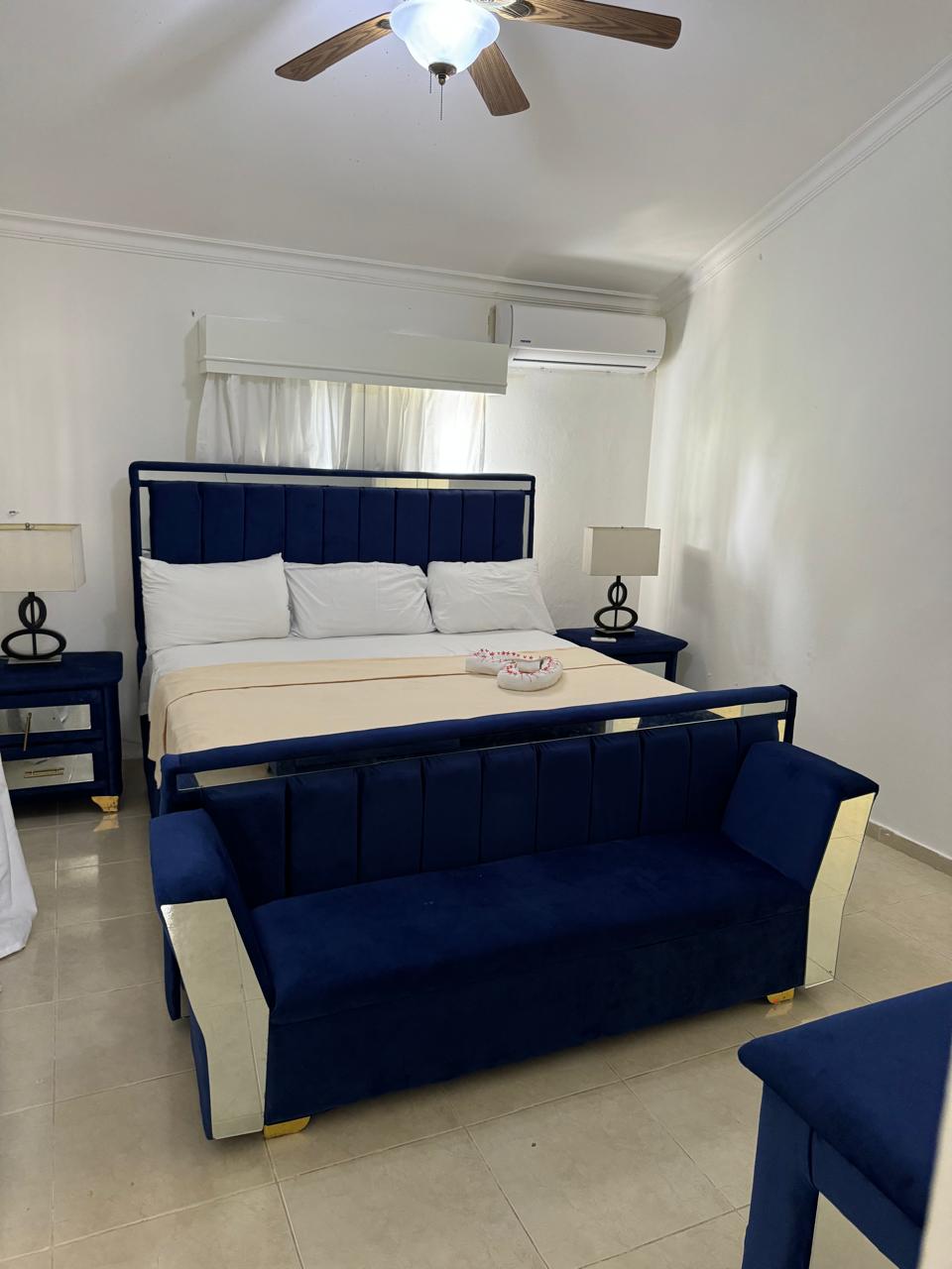 Hermosa villa amueblada en venta/Residencial Bavaro punta cana